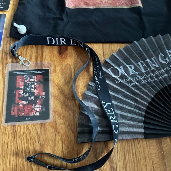 RARE DIR EN GREY EUROPE TOUR24 Berlin [Withering to death. & UROBOROS] VIP PACK - Picture 5 of 6